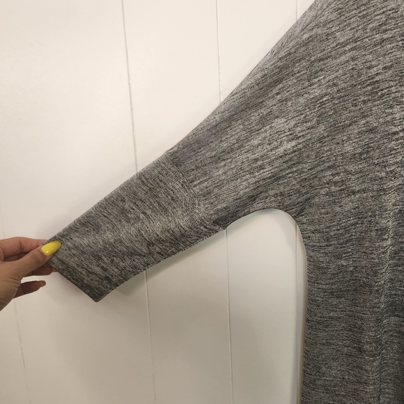 Joseph Ribkoff Slinky Red 3/4 Sleeves Top Stretchy Tunic Layered Dressy Size 10 - Picture 5 of 10